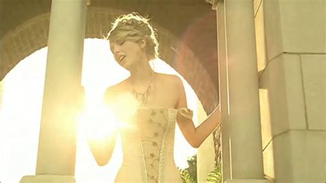 Taylor Swift - Love Story [Music Video] - Taylor Swift Image (22387088) - Fanpop