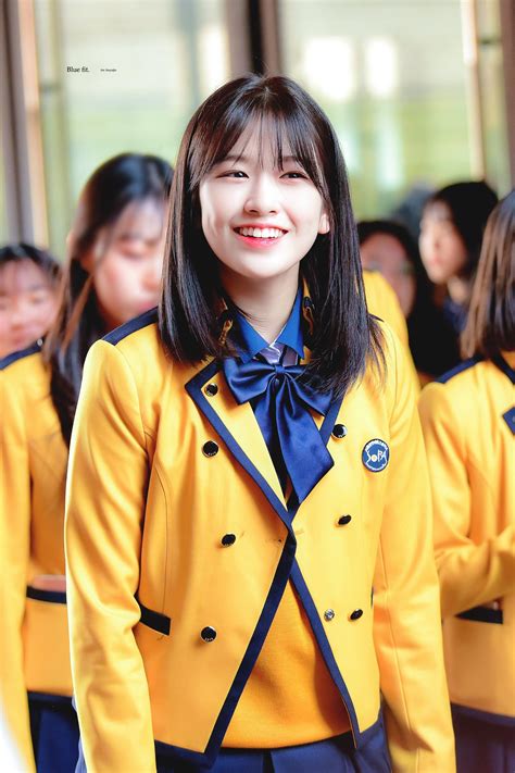 IZ*ONE's YuJin Reported To Have Dropped Out From High School, SOPA - Discover Latest K-Pop News ...