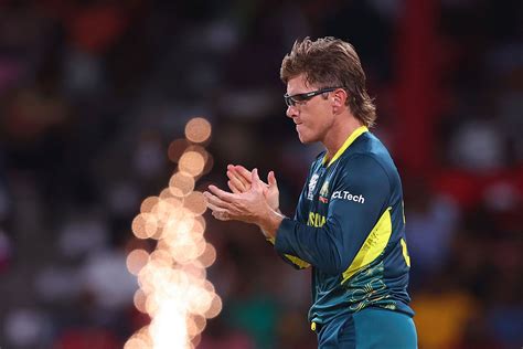 Adam Zampa claimed key wickets late in the innings | ESPNcricinfo.com