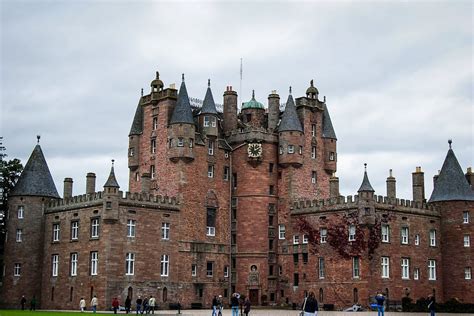 21 Enchanting Scotland Castles You Can Visit | Two Wandering Soles