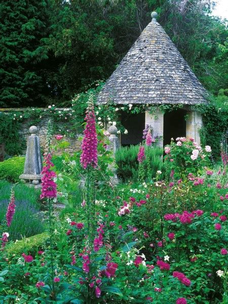 45+ Best Cottage Style Garden Ideas and Designs for 2021