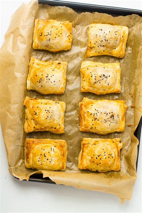 Cheese & Onion Rolls | Happy Veggie Kitchen