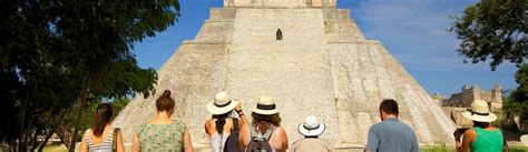 uxmal pyramid | Journey Mexico