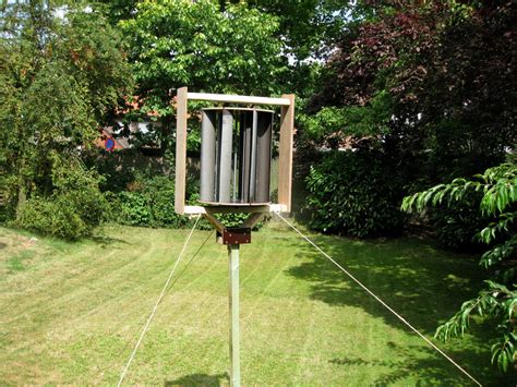 Building a Vertical Axis Wind Turbine ( VAWT ) : 11 Steps (with Pictures) - Instructables