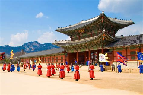 10 Iconic Buildings and Places in Seoul - Discover the Most Famous Landmarks of Seoul - Go Guides