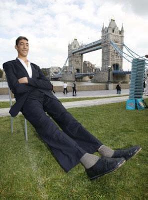 The best of best: World's tallest man alive:Sultan kosen