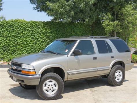 2001 Chevrolet Blazer - Information and photos - MOMENTcar