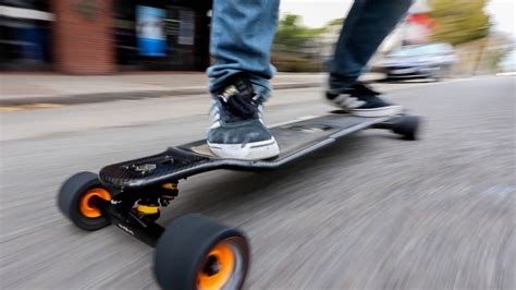 THE BEST ELECTRIC SKATEBOARD EVER - YouTube