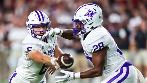 Furman vs Montana Football Prediction, Odds & Picks | 2023 FCS Playoffs - 12/8/2023