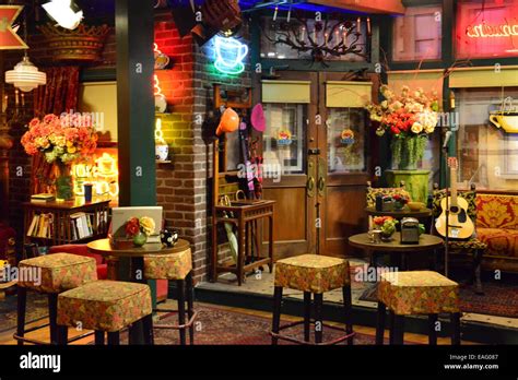 Warner Brothers set for friends Central Perk Bar Stock Photo - Alamy