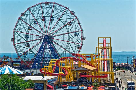 Coaster Steeplechase Coney Island / Coney Island Is Getting A New Roller Coaster The Thunderbolt Wsj