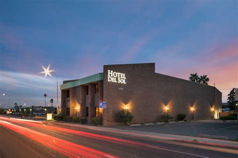 Park Sleep Fly Phoenix PHX Airport Hotels With Free Parking & Shuttle