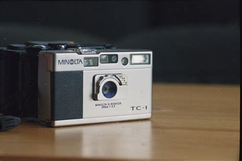 Minolta TC-1: A Complete Camera Review & Shooting Guide