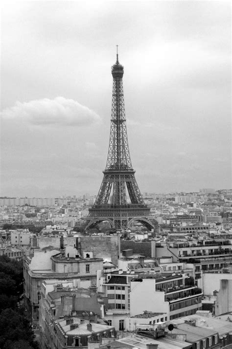 File:Eiffel Tower bw.jpg - Wikipedia