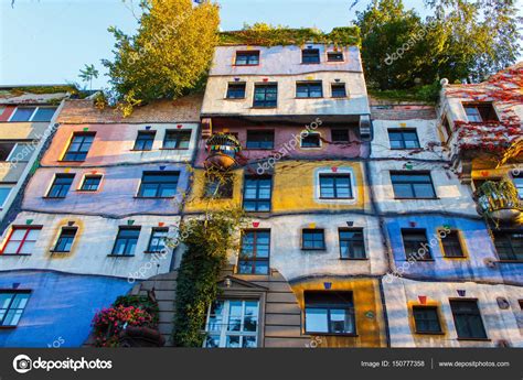 Hundertwasser house in Vienna, Austria – Stock Editorial Photo © sashk0 ...