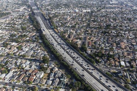 LA should dismantle its freeways - Bathtub Bulletin