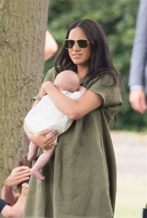 Meghan Markle at the Polo in a Green Dress | Meghan Markle Green Dress at Polo Day 2019 ...