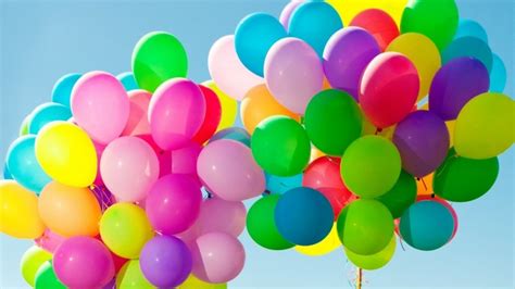 Colorful Balloons in the Sky HD Wallpaper - WallpaperFX