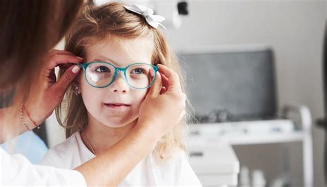 Here's where to get free glasses for your kids in Canada