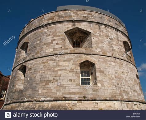 Calshot Castle Keep Southampton Hampshire England UK Stock Photo - Alamy