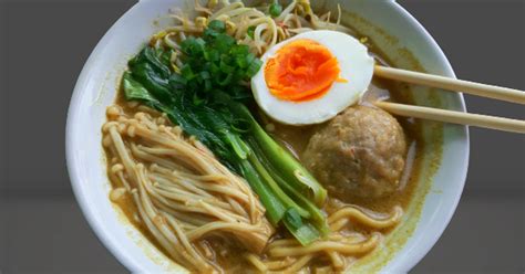 Resep Mie Ramen Kuah Curry Simple oleh Vivi Lestari - Cookpad