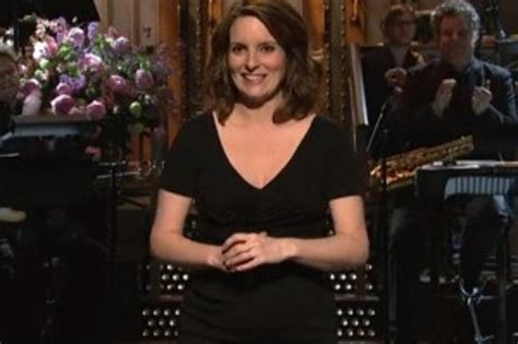 Tina Fey Hosts ‘Saturday Night Live’ [VIDEOS]