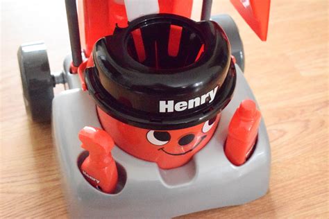 Casdon Deluxe Henry Hoover Cleaning Trolley | Review