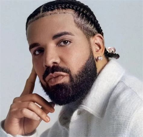 Drake Adds MULTIPLE New Dates to the 'It Was All A Blur Tour' Due to HUGE Demand - That Grape Juice