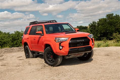 Lifting a Toyota 4Runner: What You Need to Know | Capital One Auto ...