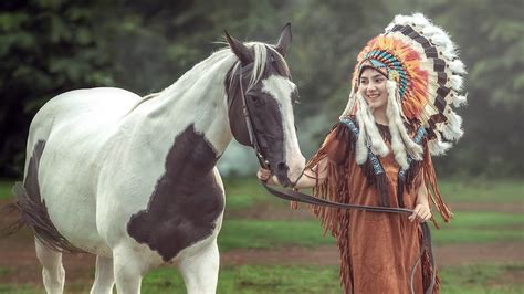 80+ Best Native American Indian Horse Names