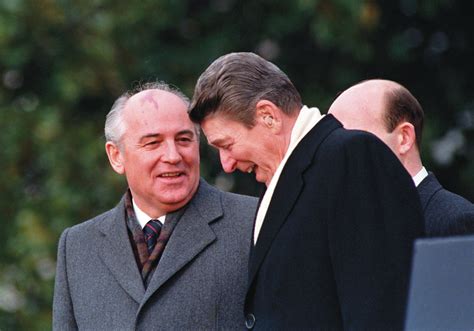 Reagan-Gorbachev summit in Moscow ends, May 31, 1988 - POLITICO