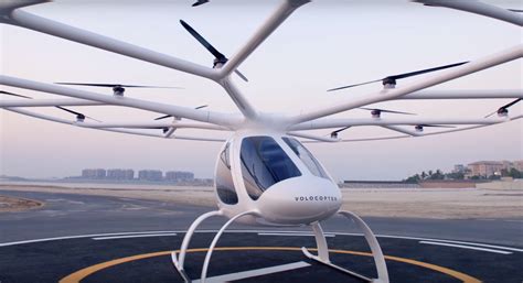 Experience Dubai's Flying Taxi Drone, the Volocopter, in 360 Degrees ...