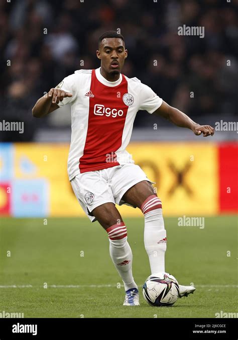 AMSTERDAM - Ryan Gravenberch of Ajax during the Dutch Eredivisie match between Ajax Amsterdam ...