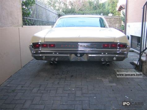 1965 Pontiac Bonneville - Car Photo and Specs