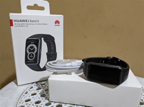 Authentic Huawei Band 6, Mobile Phones & Gadgets, Wearables & Smart Watches on Carousell