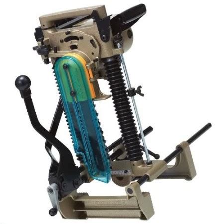 Makita 7104L / 10.5 Amp Chain Mortiser | Moscow Tools