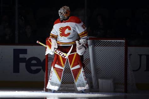 Calgary Flames 2021-22 mid-season report cards: goalies and defenders