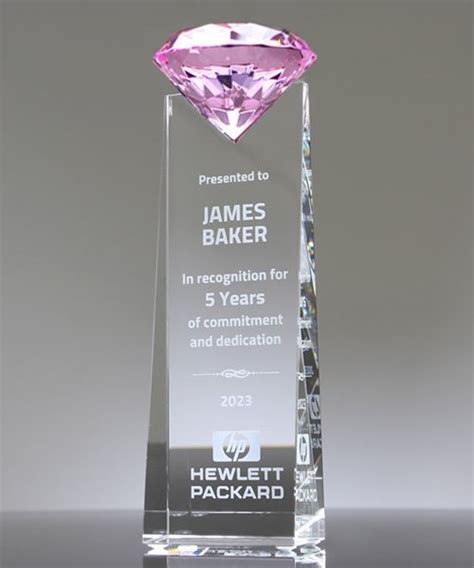 Picture of Apogee Pink Diamond Award Crystal