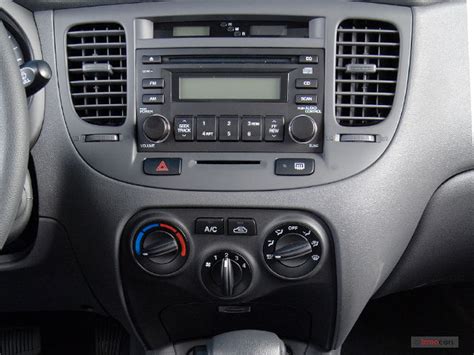 2007 Kia Rio: 7 Interior Photos | U.S. News