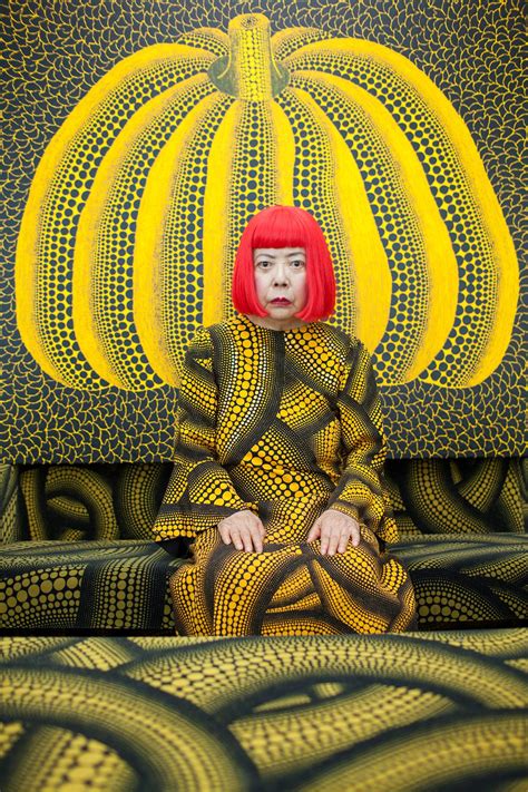 Portrait of Yayoi Kusama in costume in front of pumpkin painting | Yayoi kusama pumpkin, Yayoi ...