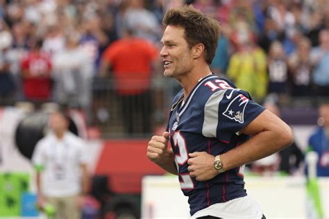 New York Jets Do Not Plan To Contact Tom Brady Amid QB Woes