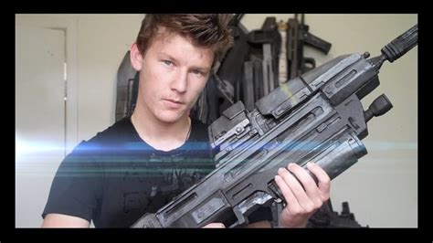 Halo Reach Assault Rifle HQ (Film Prop 2012) - YouTube