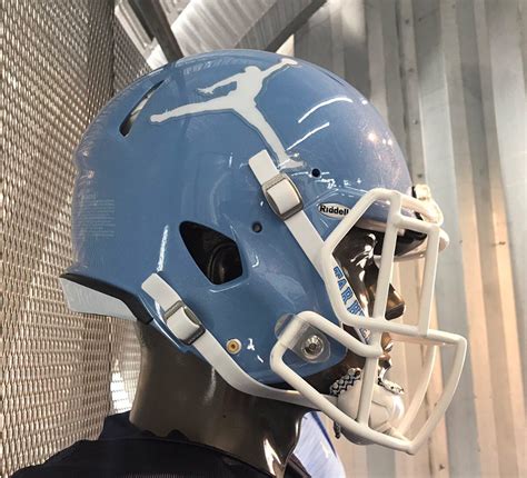 UNC Tar Heels Jordan Brand Football Uniforms Unveiled | SneakerNews.com