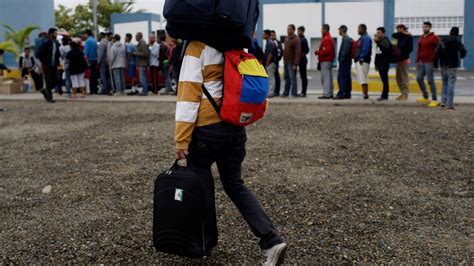 Venezuelan migrants pour into Peru before new rules enforced | CTV News