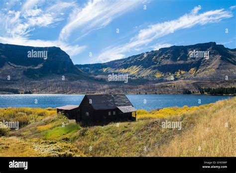 Mountain Lake Scenery Stock Photo - Alamy