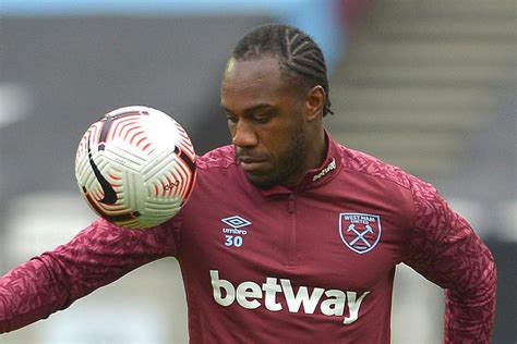 West Ham star Michail Antonio ruled out Manchester United clash through ...