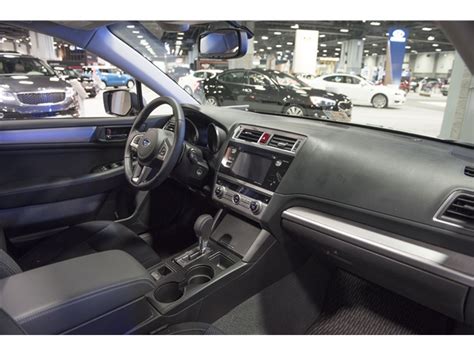 2016 Subaru Outback: 80 Interior Photos | U.S. News