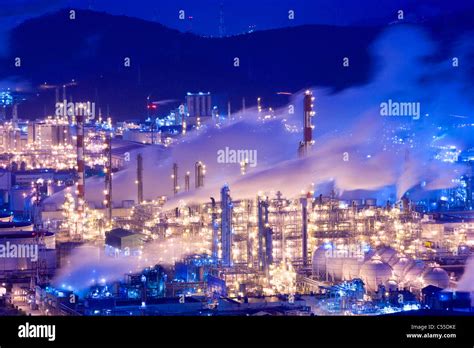 night scenery in industrial complex Stock Photo - Alamy