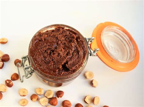 Homemade Vegan Nutella Recipe - Very Vegan Val