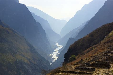 Tiger Leaping Gorge travel | Yunnan, China, Asia - Lonely Planet